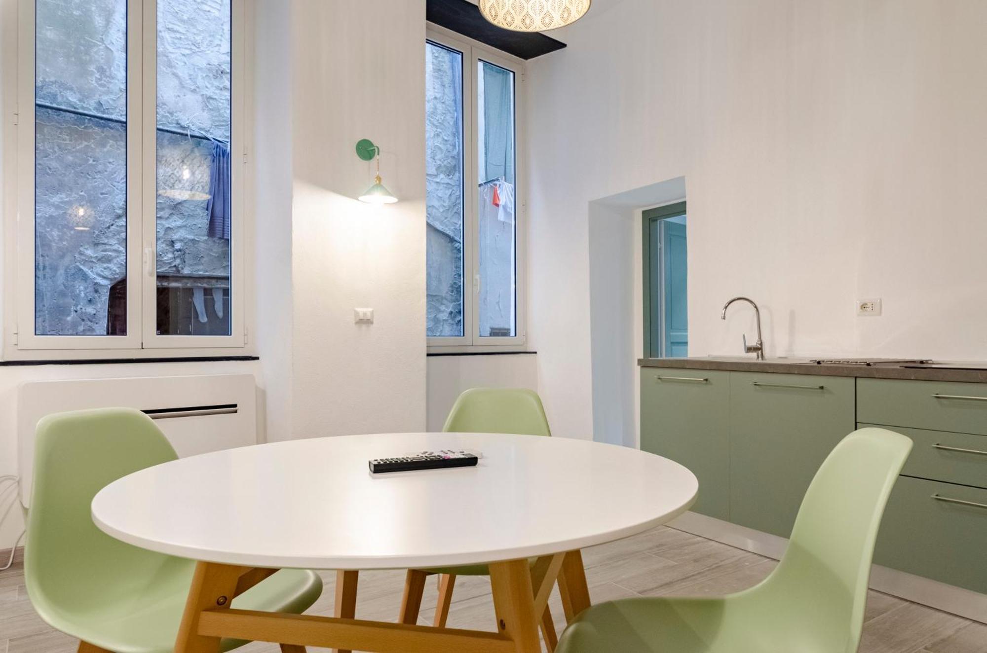 Castelli'S Apartments Campo 9 Genoa Bagian luar foto